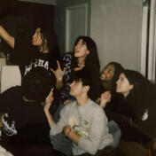 likes (242) cmnts (5)